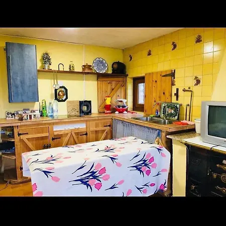 Refugio Castro Valnera Auberge de jeunesse *