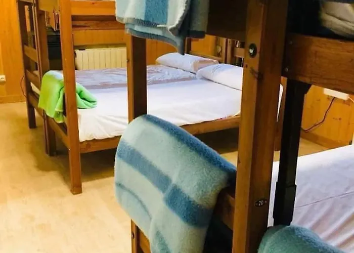 Hostel Refugio Castro Valnera *